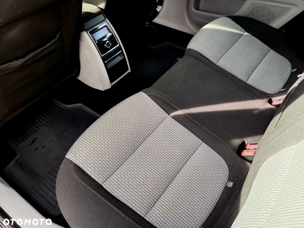 Skoda Superb 1.8 TSI Comfort - 7
