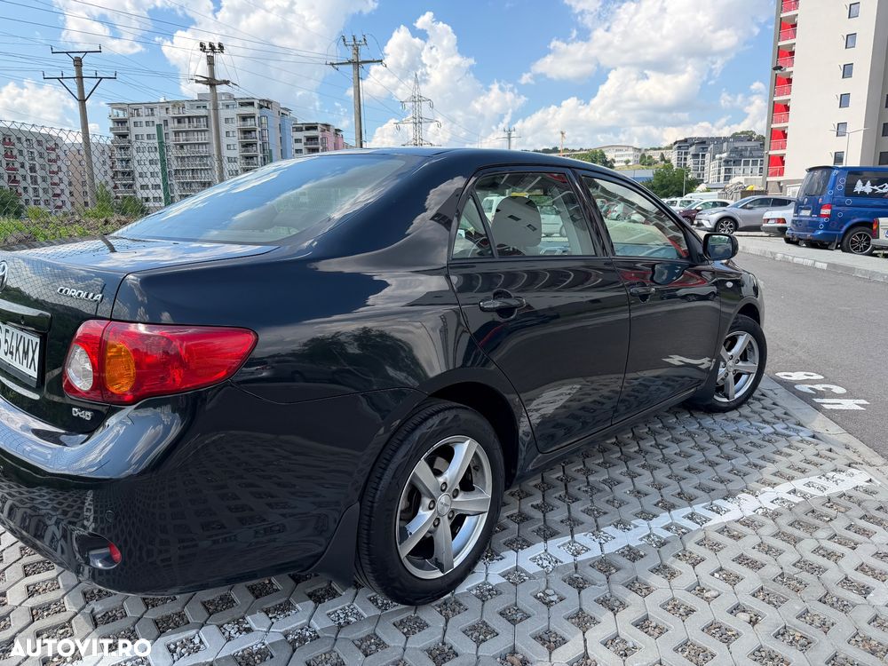 Toyota Corolla 2.0 D-4D DPF Sol - 3
