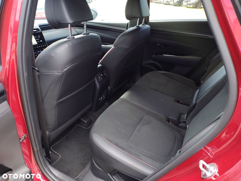 Hyundai Tucson 1.6 T-GDi HEV N Line 4WD - 26