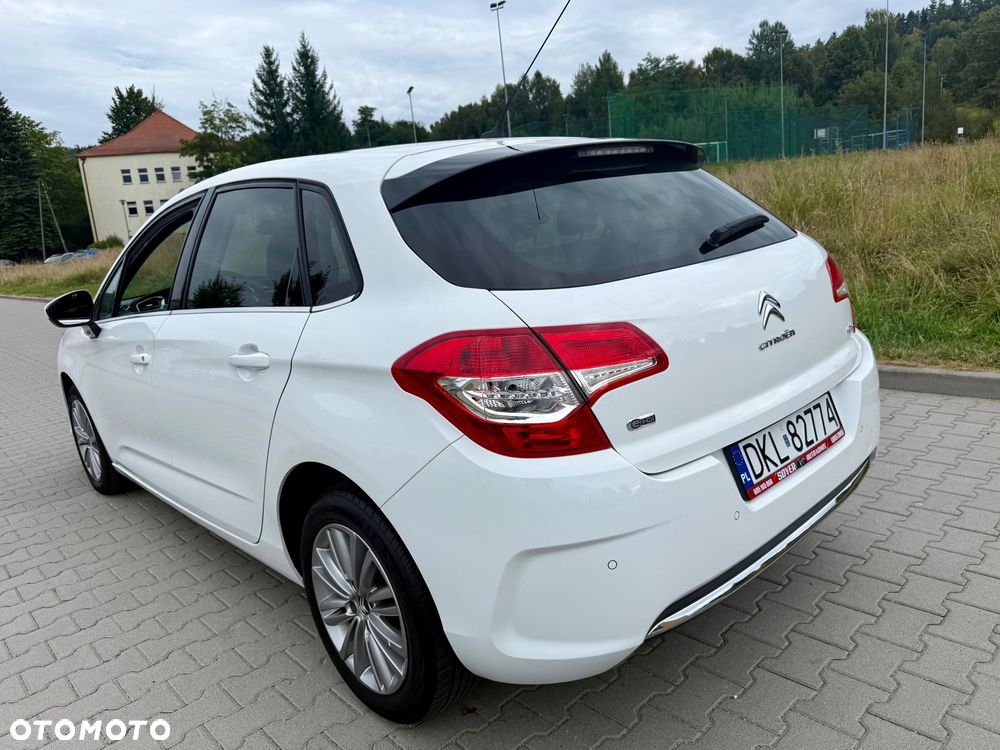 Citroën C4 e-HDi 110 EGS6 Stop/Start System Exclusive - 37