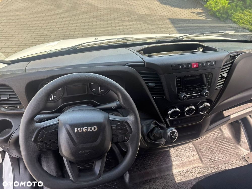 Iveco Daily - 12