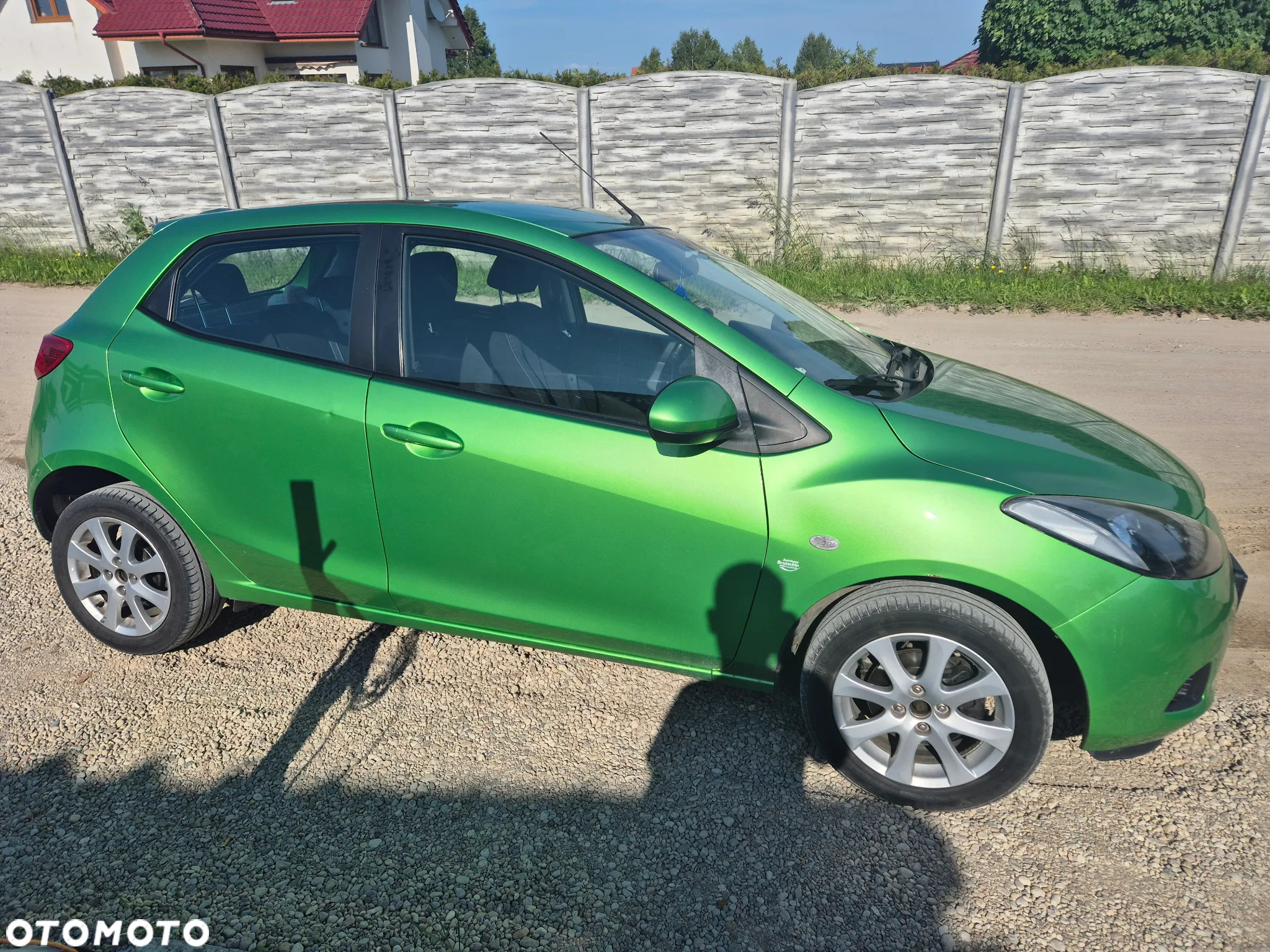 Mazda 2 - 3