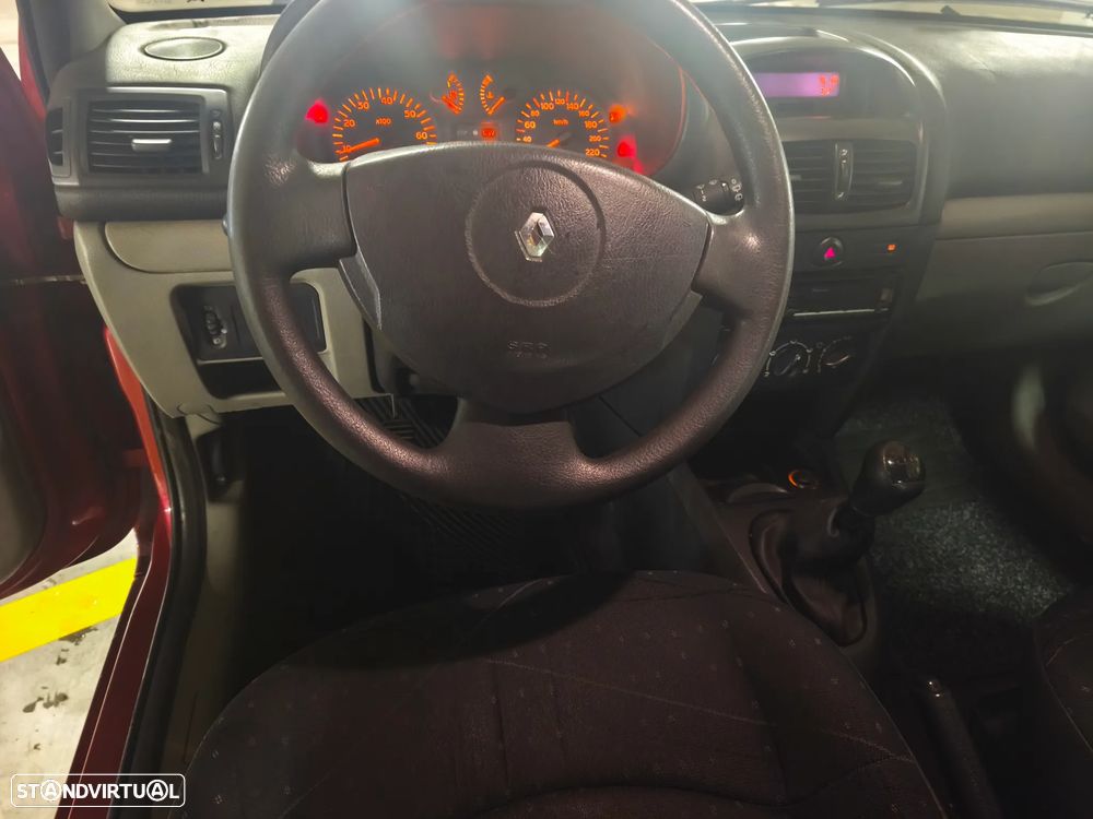 Renault Clio 1.2 16V Expression - 7