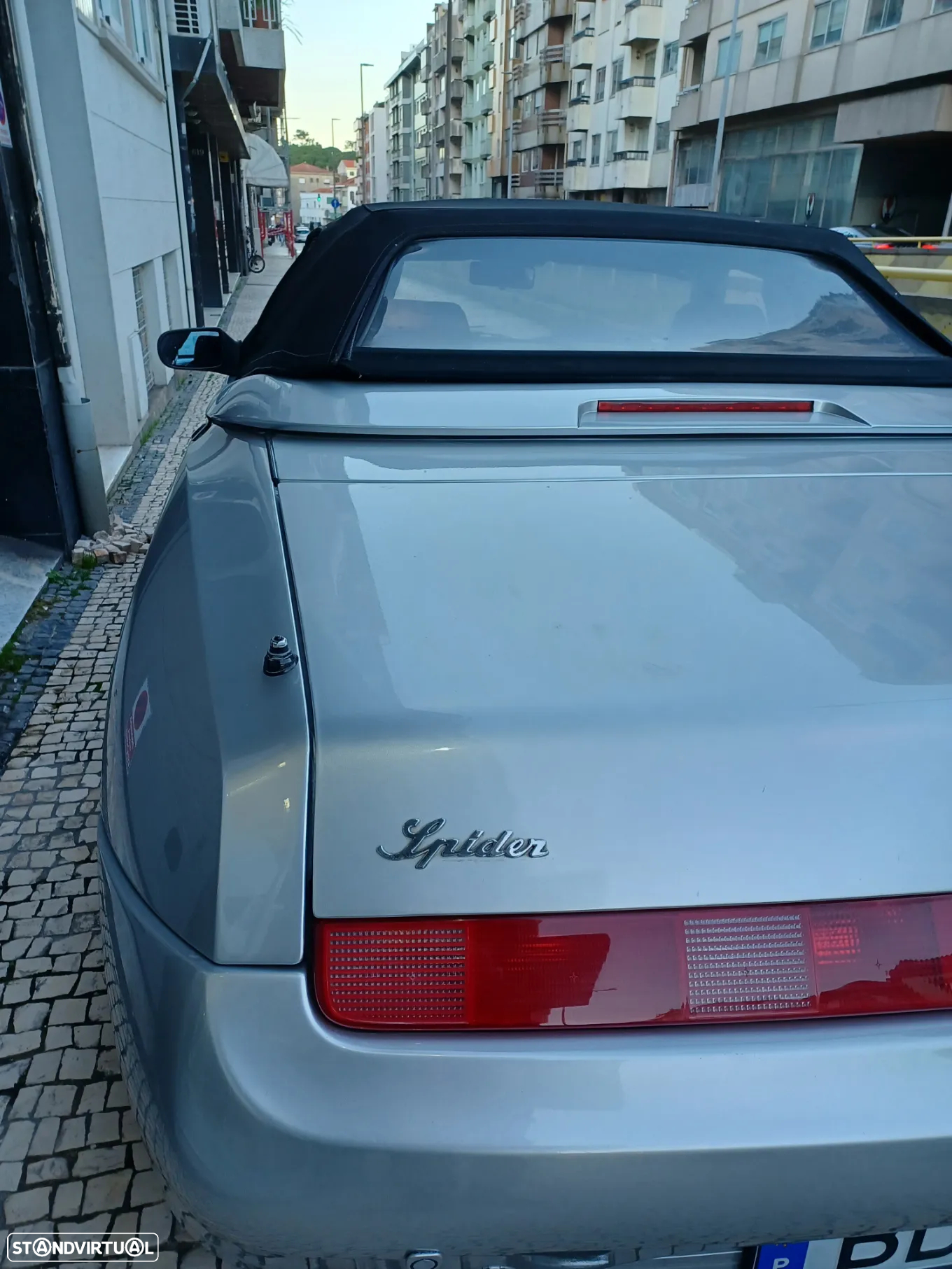 Alfa Romeo Spider 2.0 Twin Spark Base - 3