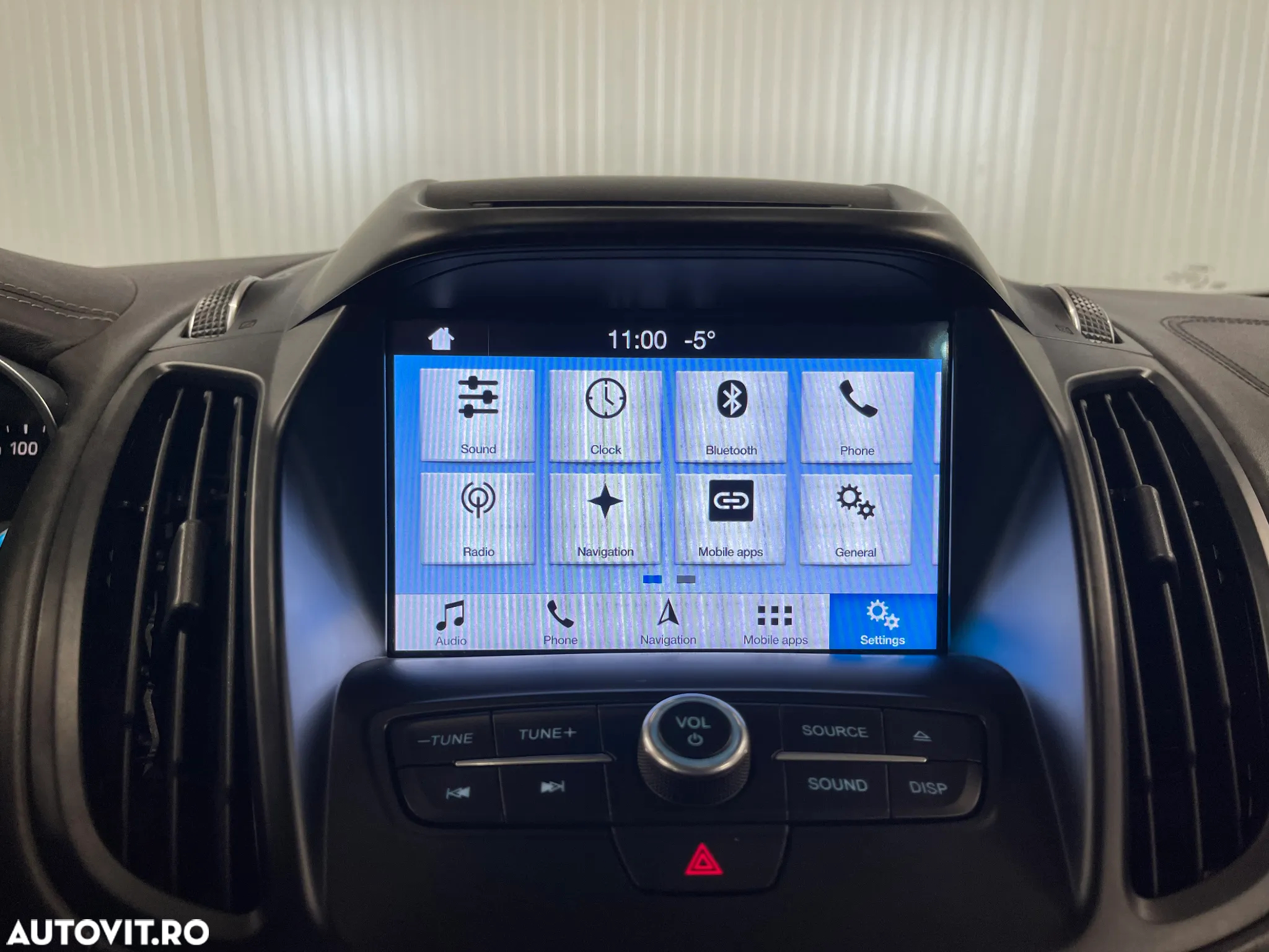 Ford Kuga 2.0 TDCi 4WD Powershift Vignale - 18