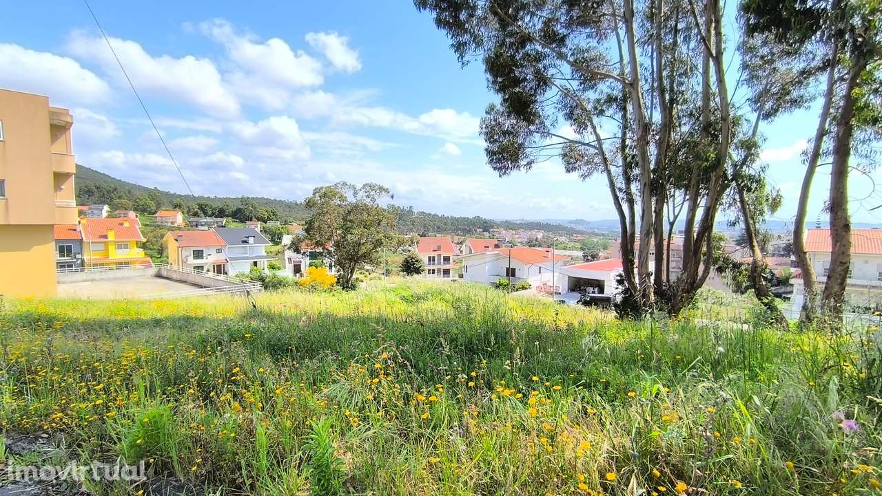 Terrenos para Prédios e Moradias de 4 frentes, em Seixo - Fânzeres - Grande imagem: 2/8
