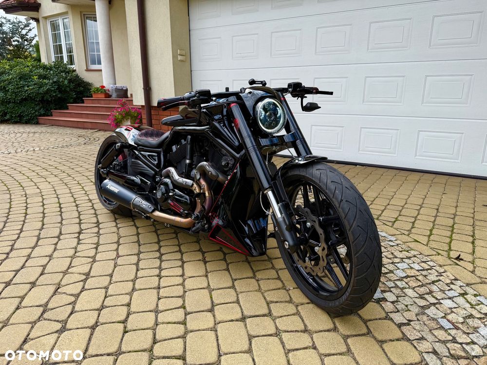 Harley-Davidson V-Rod Muscle - 1