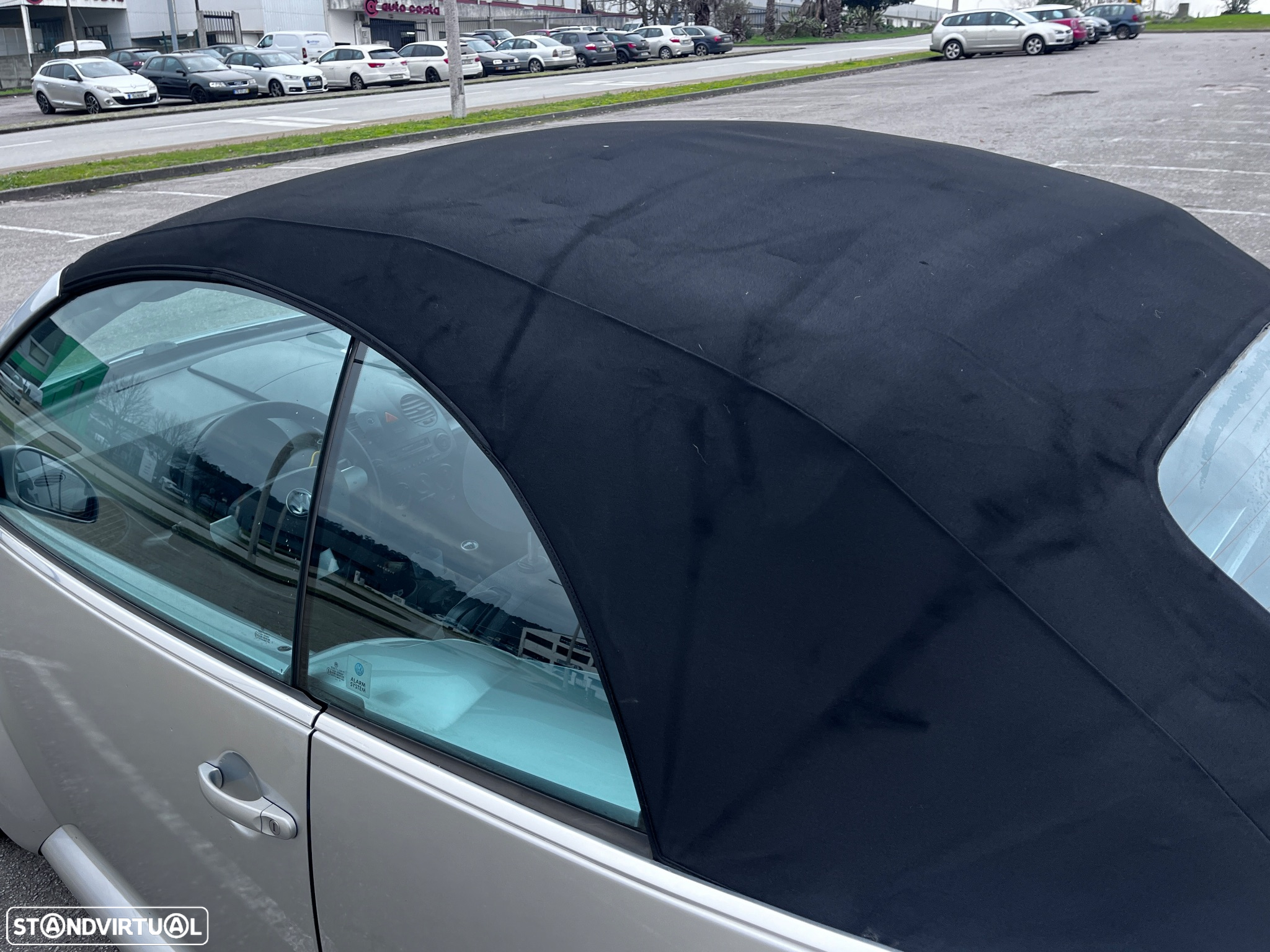 VW New Beetle Cabriolet 1.4 CE - 12