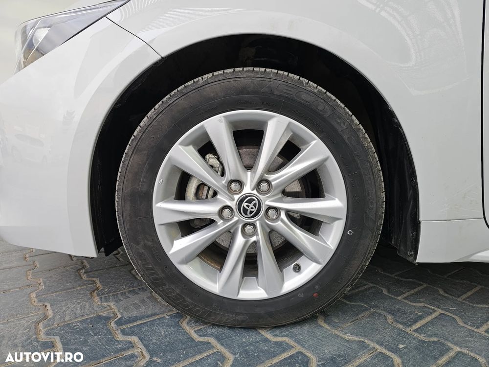 Toyota Corolla 1.8 HSD Business - 4