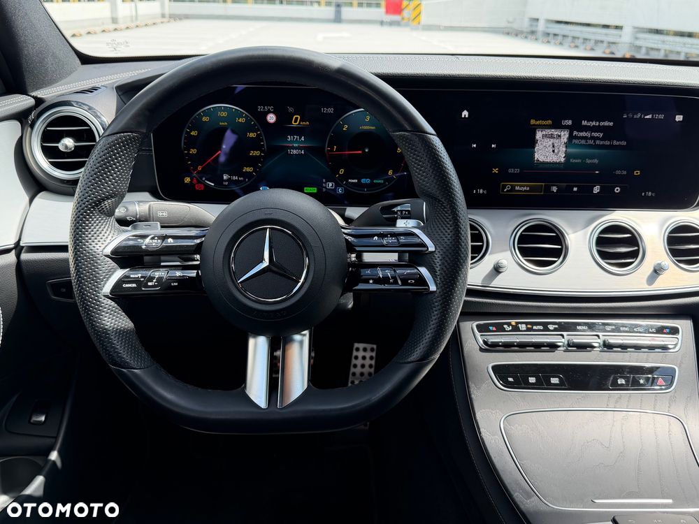 Mercedes-Benz Klasa E 220 d 4-Matic AMG - 12