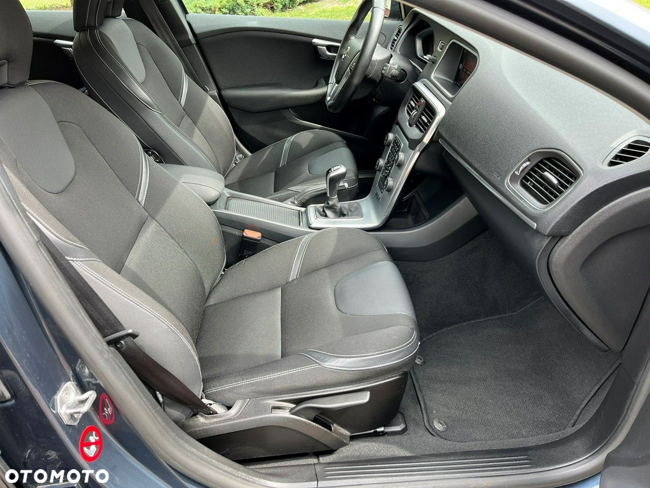 Volvo V40 D2 Momentum - 15