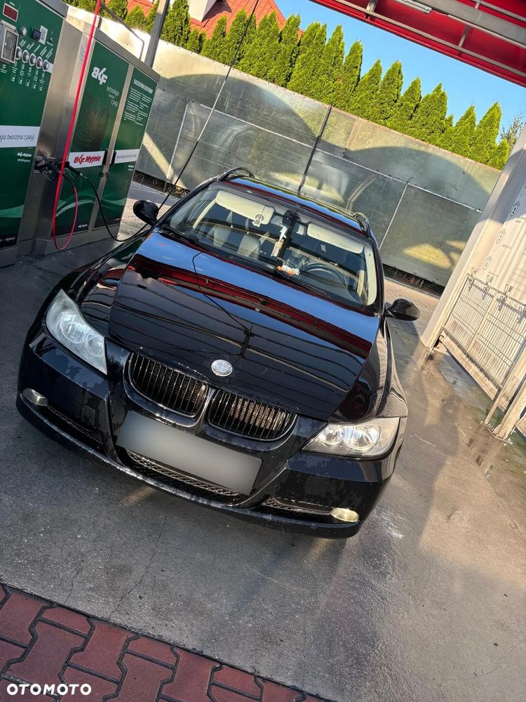 BMW Seria 3 - 1