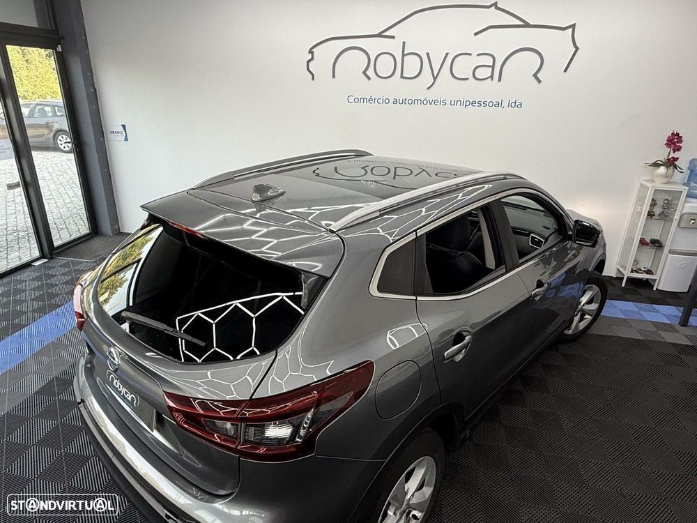 Nissan Qashqai 1.5 dCi N-Connecta - 8