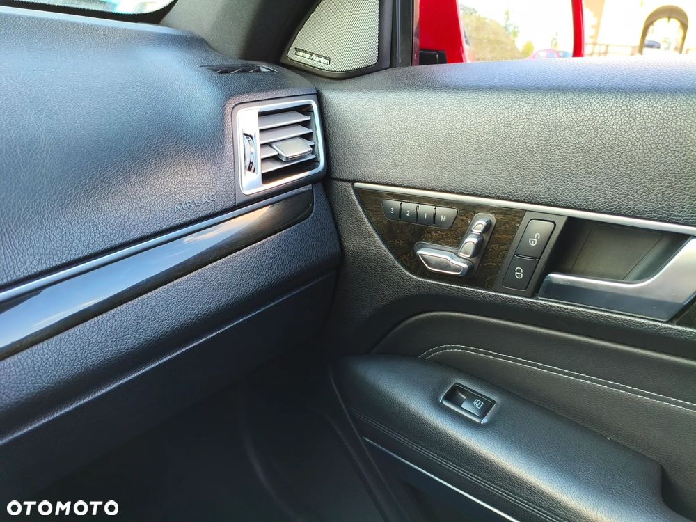 Mercedes-Benz Klasa E 350 Coupe 7G-TRONIC - 32