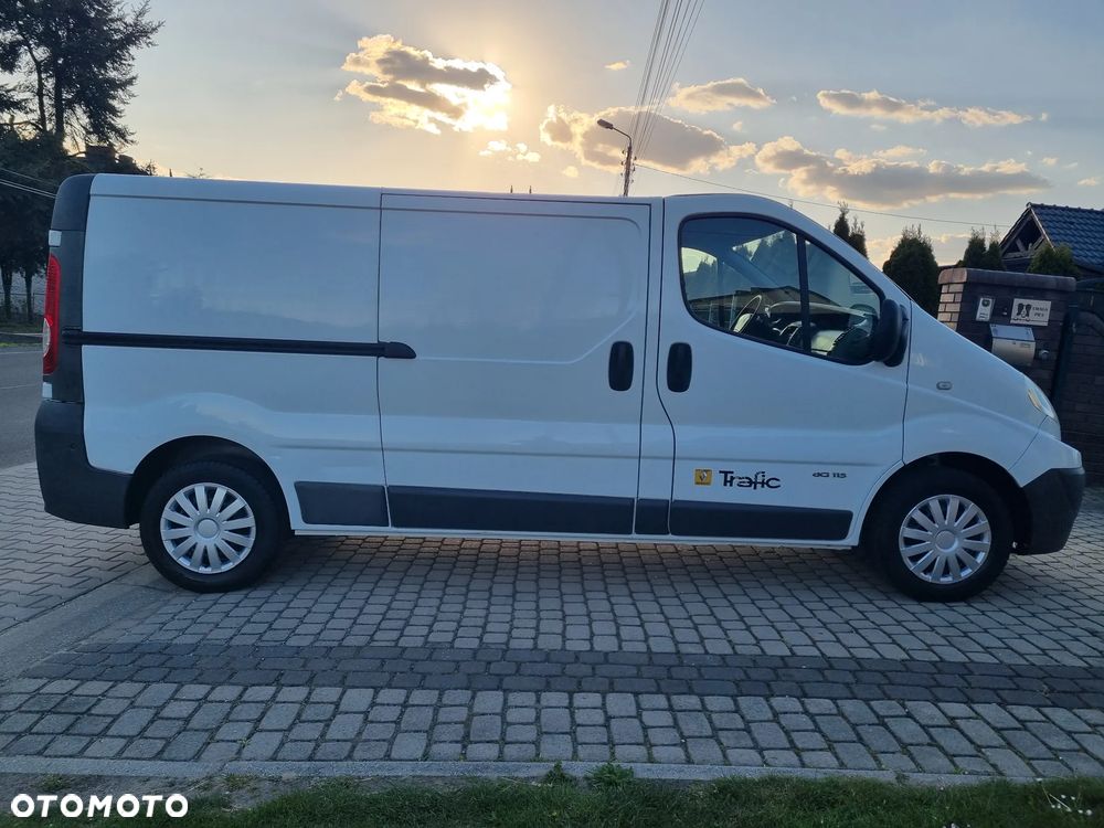 Renault TRAFIC L2H1 - 2