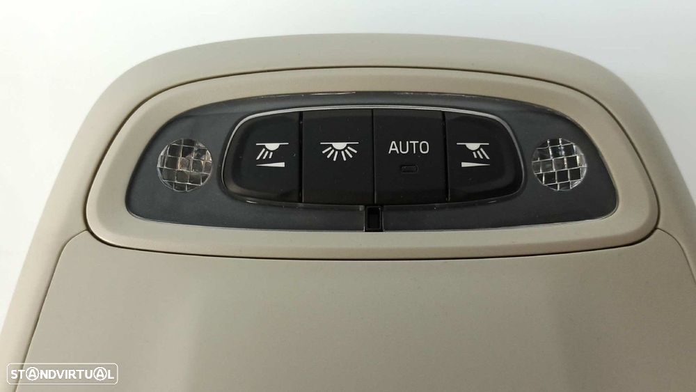 LUZ INTERIOR VOLVO V40 MOMENTUM - 6