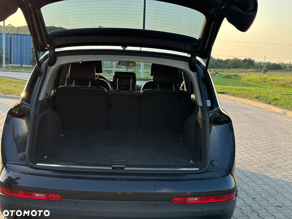 Audi Q7 - 11