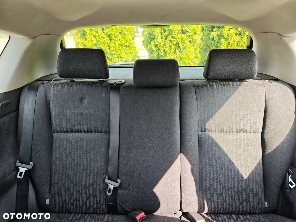 Toyota Corolla 1.4 VVT-i Dynamic - 6