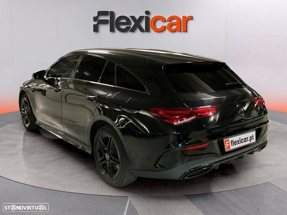Mercedes-Benz CLA 250 e Shooting Brake AMG Line - 3