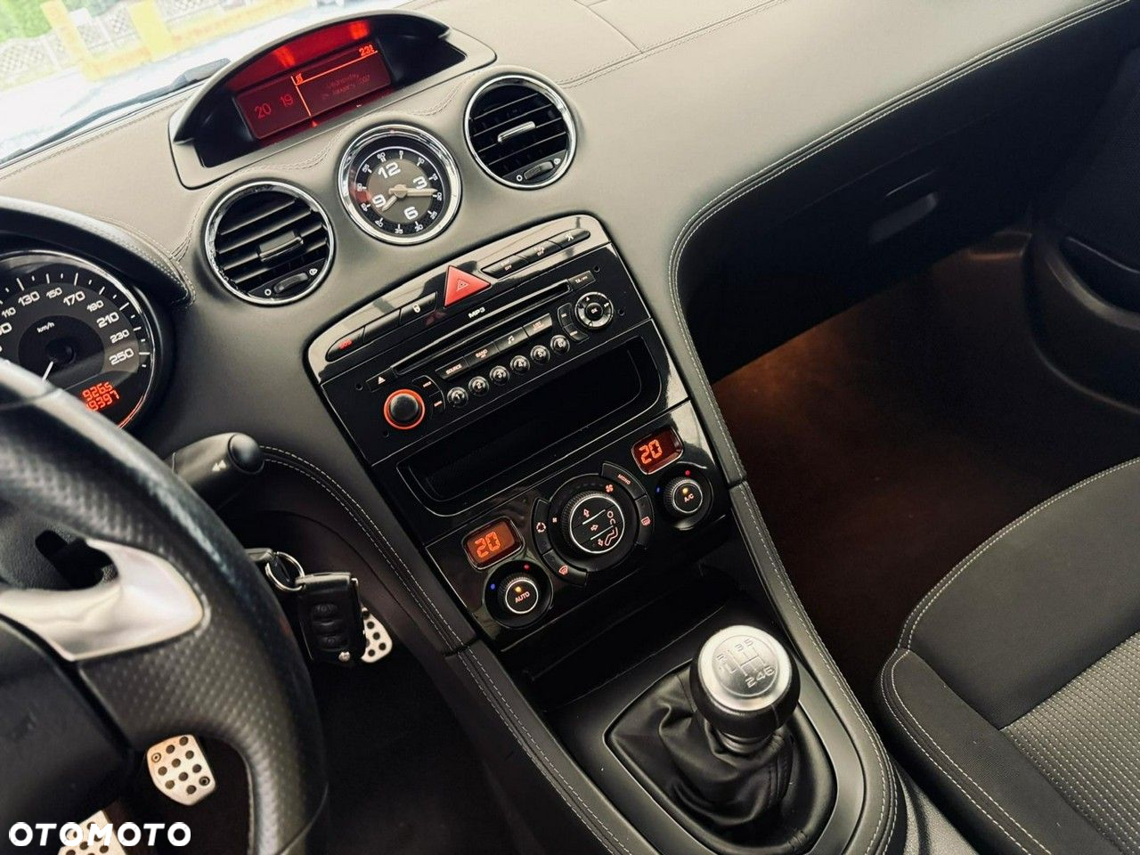 Peugeot RCZ - 26