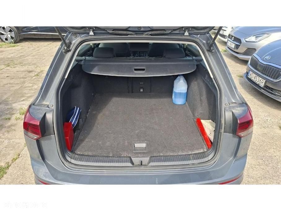 Volkswagen Golf - 26