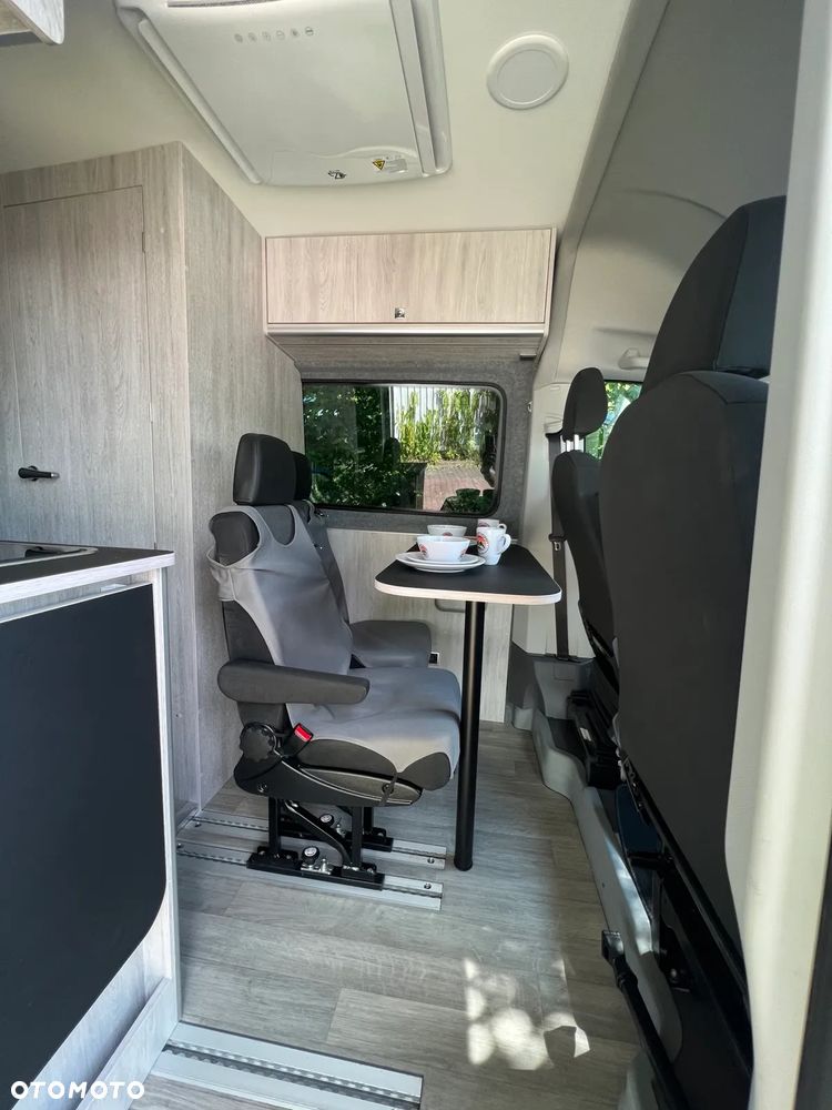 Volkswagen Crafter - 10