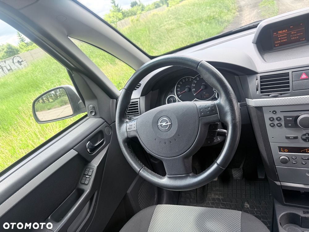 Opel Meriva 1.6 Cosmo - 11