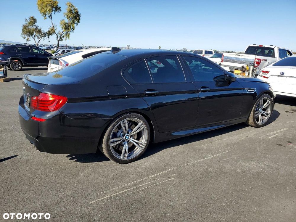 BMW M5 - 4