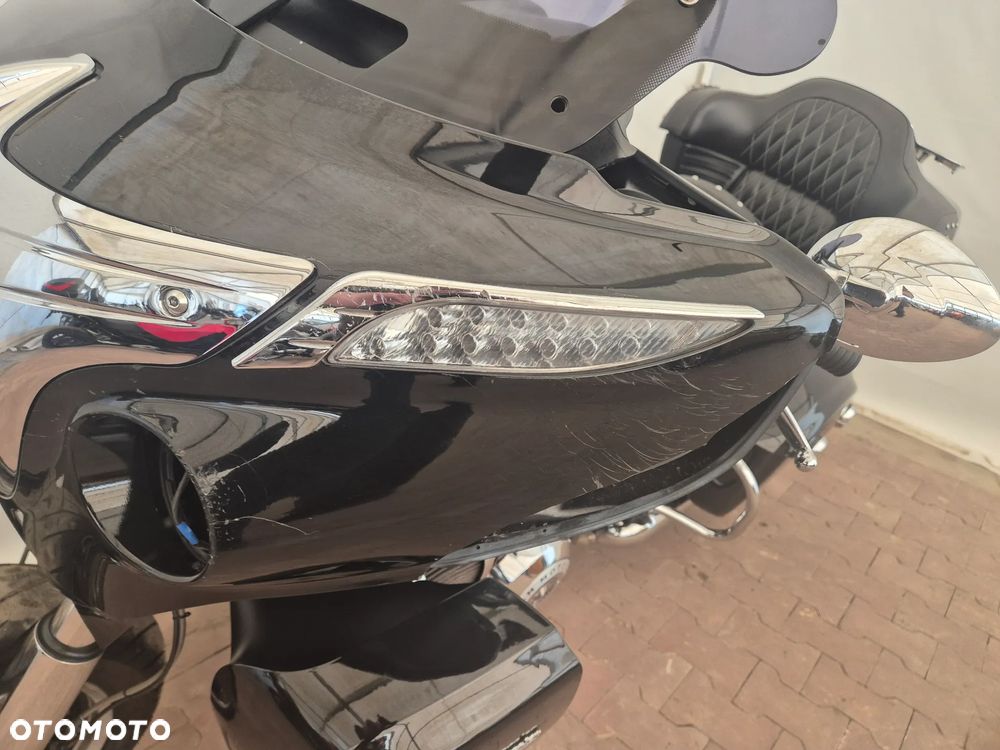 Indian Roadmaster - 29