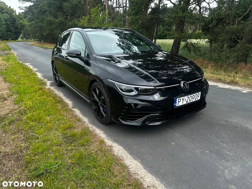 Volkswagen Golf - 6