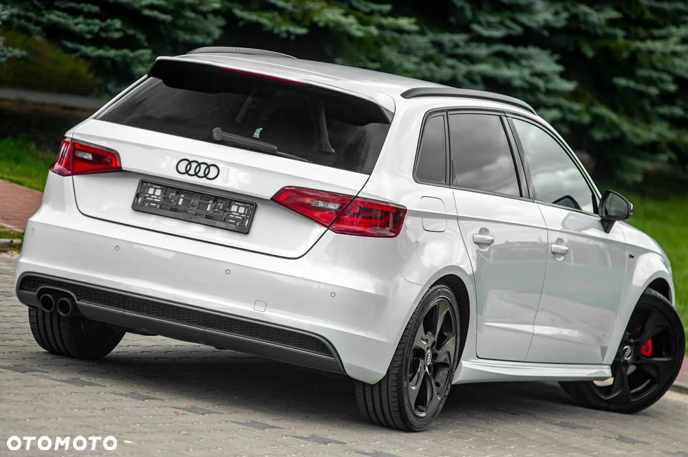 Audi A3 Sportback 2.0 TDI quattro S line Sportpaket - 17