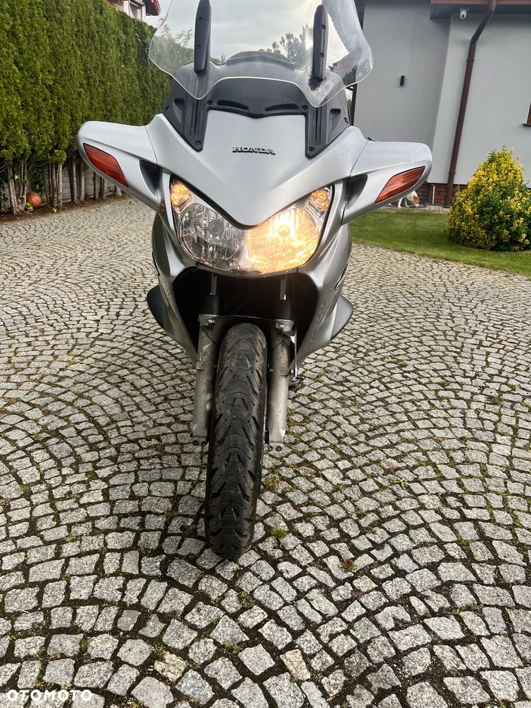 Honda ST - 4