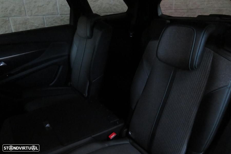 Peugeot 5008 1.5 BlueHDi Allure Pack - 32