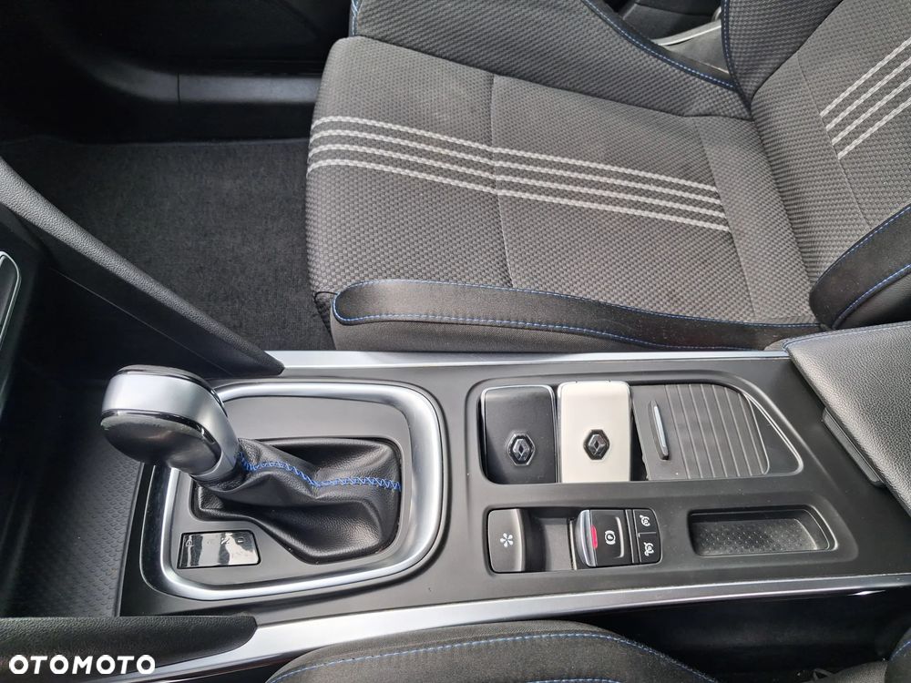 Renault Megane ENERGY dCi 110 EDC BOSE EDITION - 16