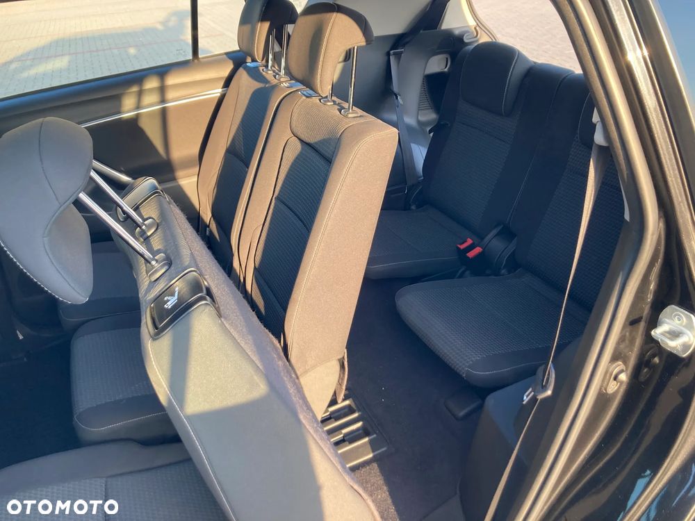 Toyota Verso 1.8 Premium 7os - 9