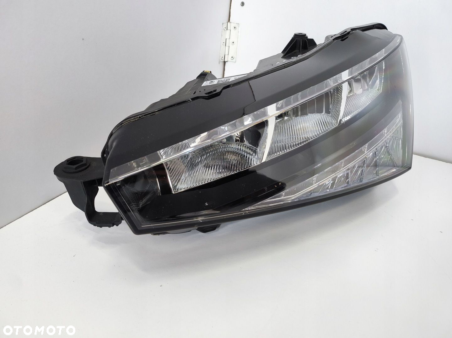 LAMPA PRZÓD LEWA SKODA SCALA CRYSTAL LIGHTING FULL LED 657941015 EUROPA - 2