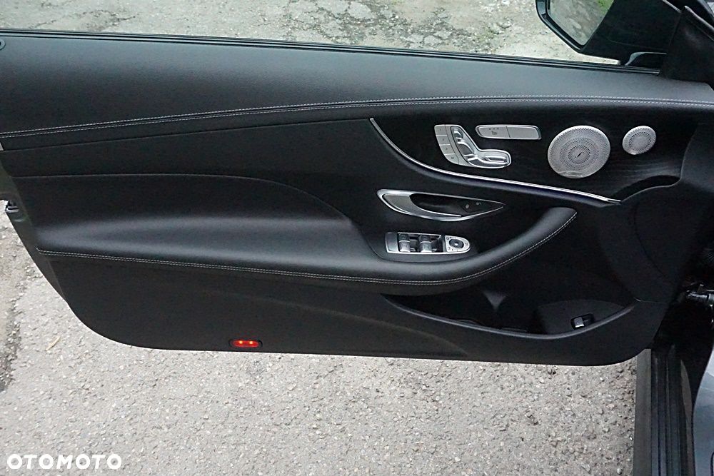 Mercedes-Benz Klasa E 220 d AMG - 37