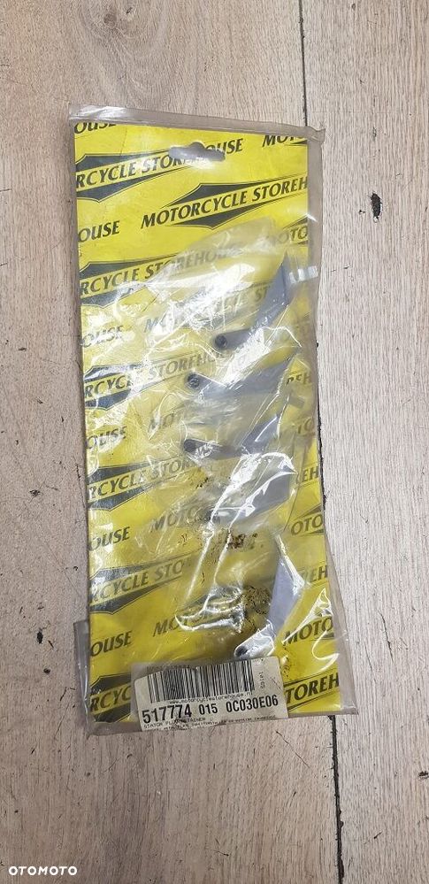 Blacha podtrzymująca przewód wtyczkę MCS 517774 Harley Davidson 70-99 Big Twin - 2