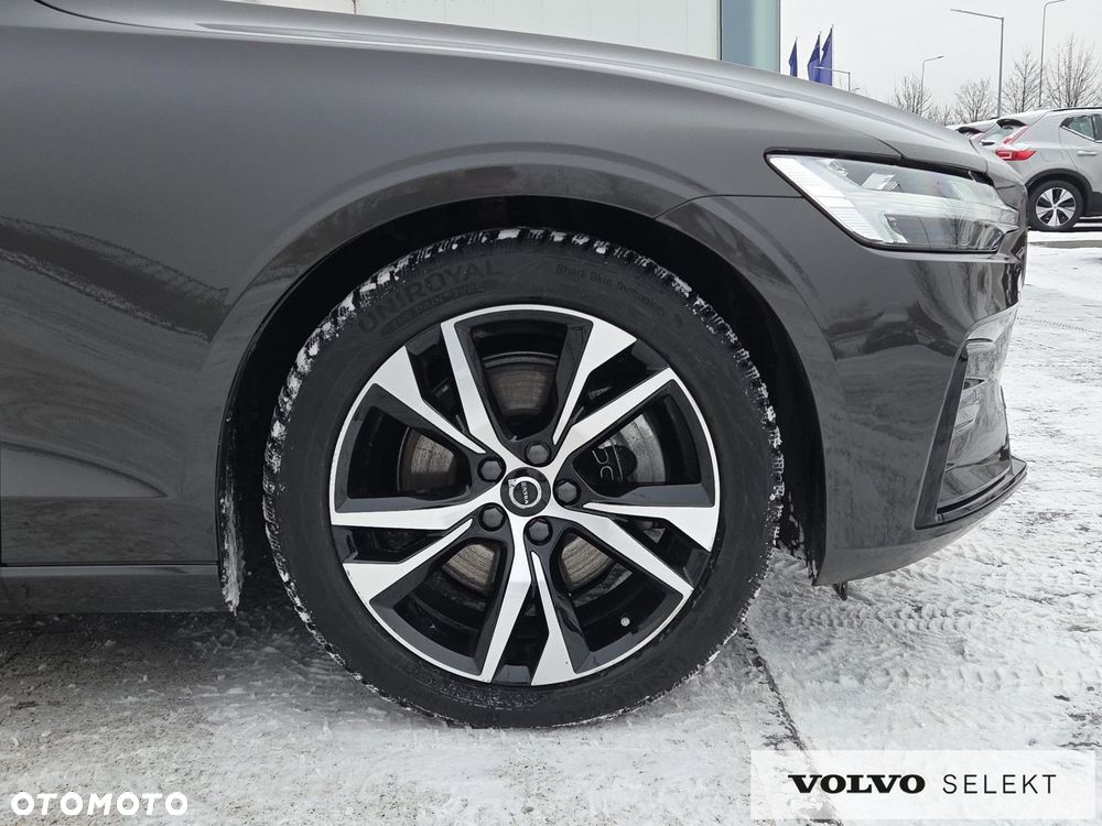 Volvo V60 B4 B Plus Dark - 31