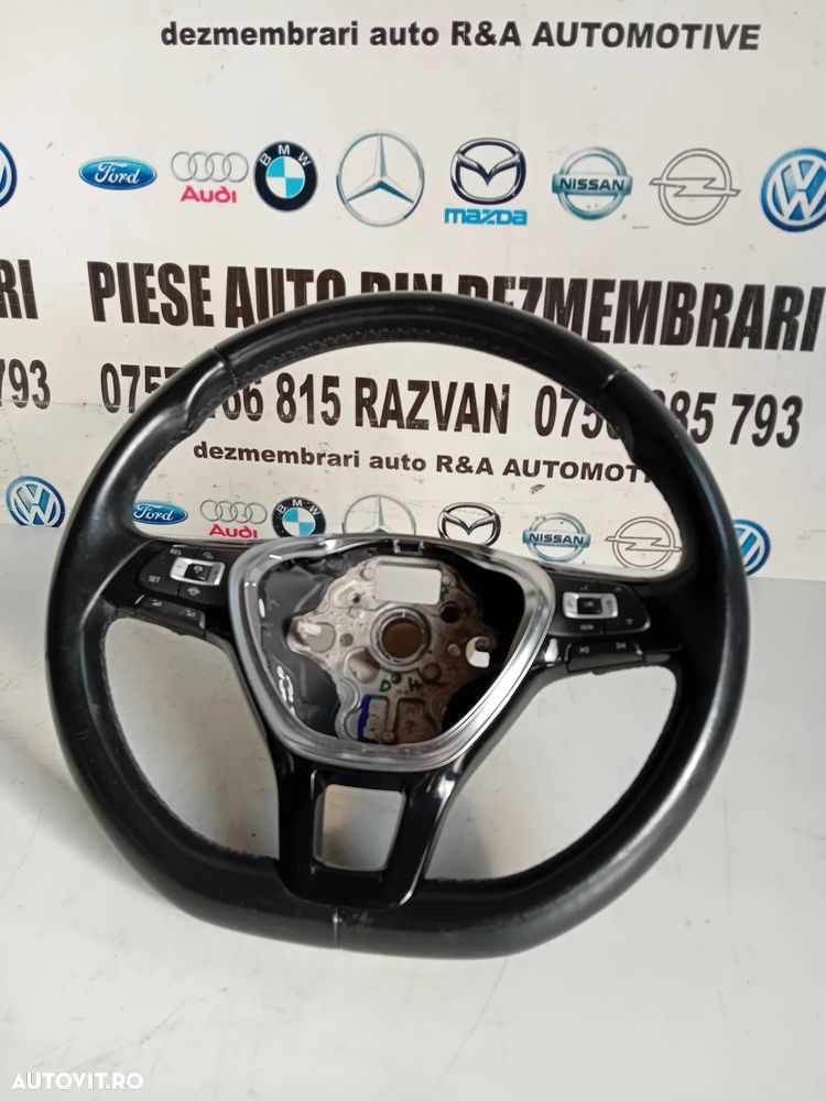 Volan Din Piele Cu Comenzi Si Padele Vw Passat B8 An 2015-2020 Stare Buna - 1