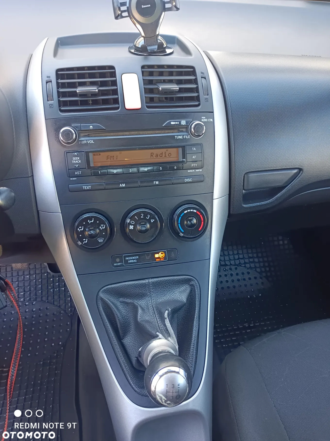 Toyota Auris - 13
