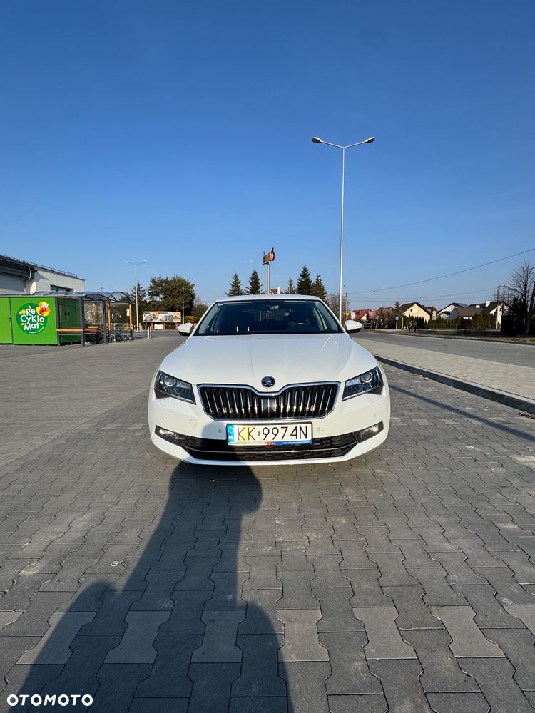 Skoda Superb 1.6 TDI Ambition DSG - 4