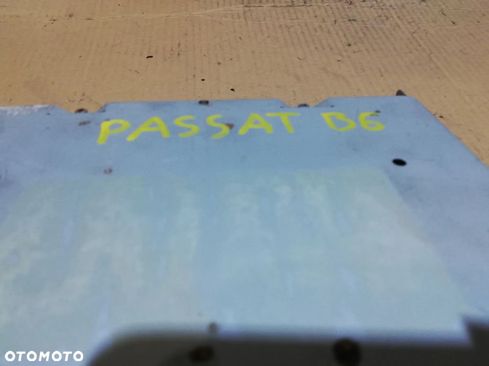RADIO CD FABRYCZNE VOLKSWAGEN PASSAT B6 1K0035186AA - 2