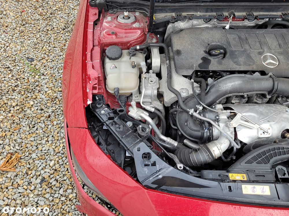 Mercedes-Benz CLA - 24