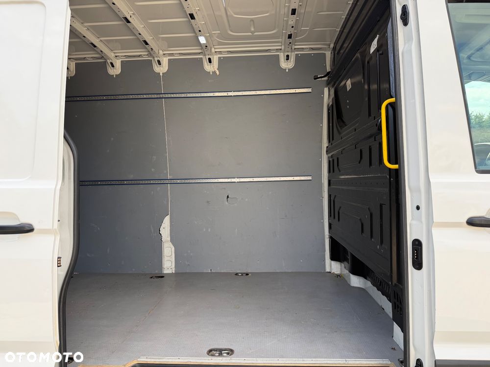 Volkswagen Crafter - 26