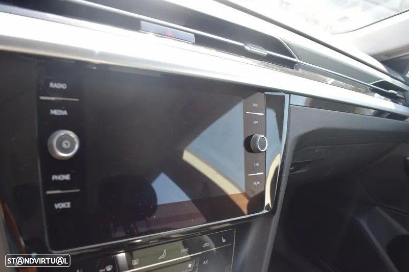 VW Arteon Shooting Brake 2.0 TDI Elegance DSG - 36
