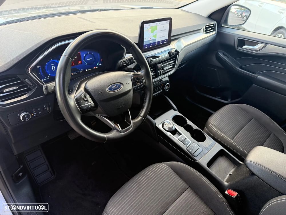 Ford Kuga 1.5 TDCi EcoBlue Titanium Aut. - 4