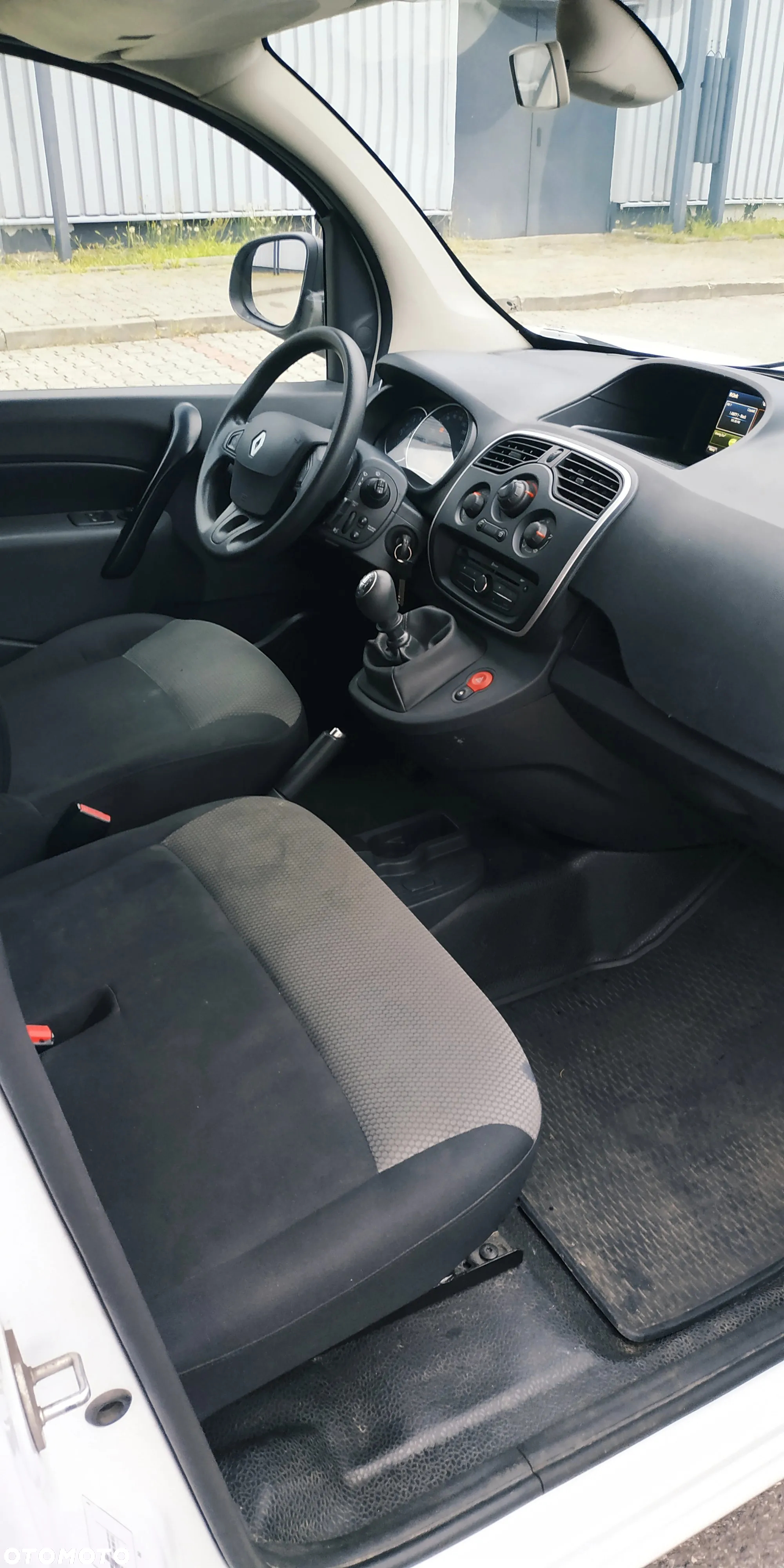Renault Kangoo lift 3 miejsca! kamera/czujniki/Navi Przebieg tylko 47 tys.  km. - 3