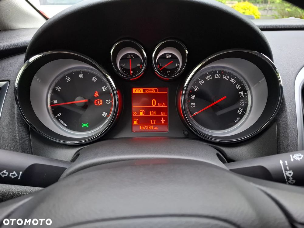 Opel Astra 1.4 Turbo Exklusiv - 20