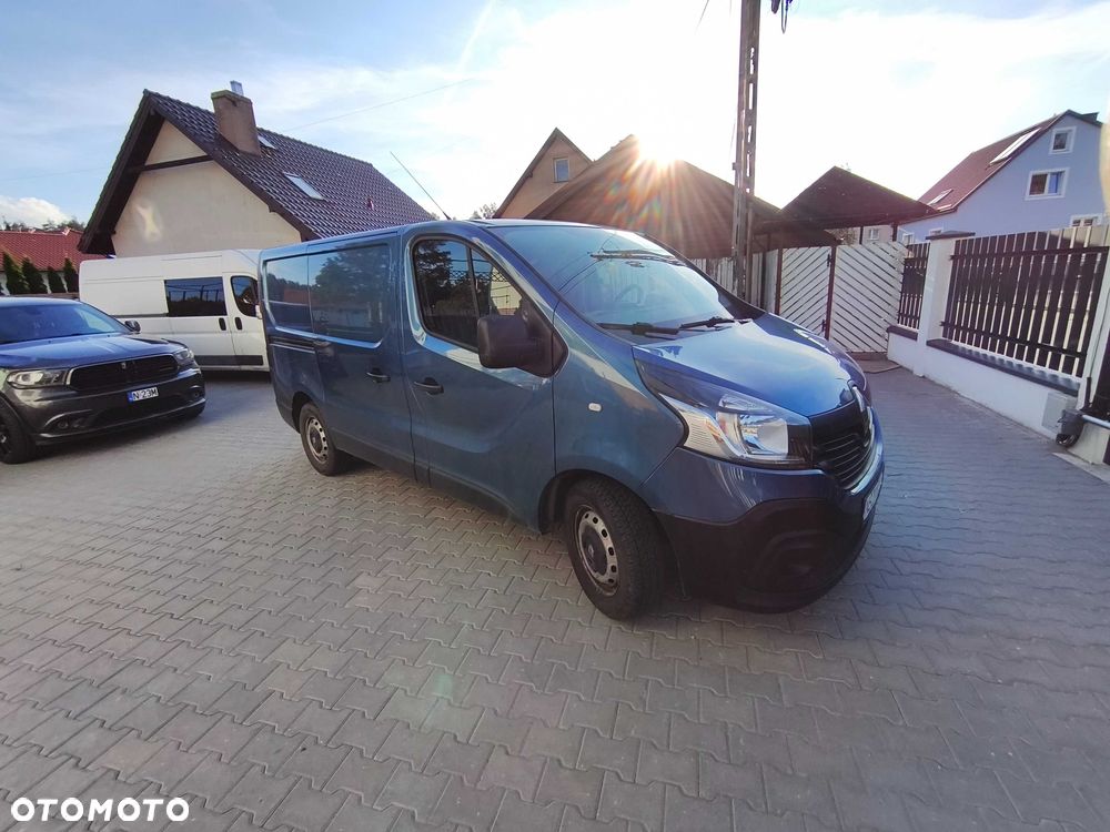 Renault Trafic - 1